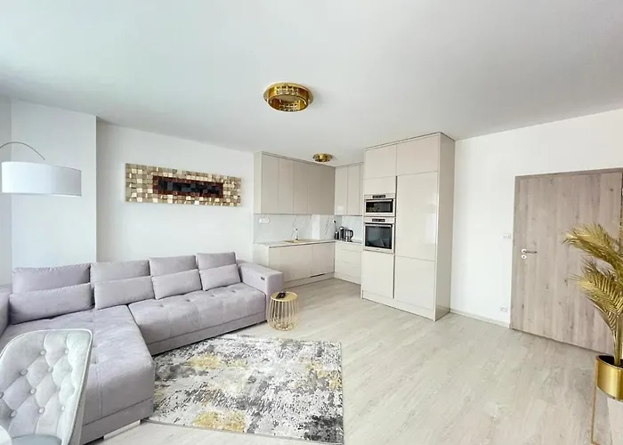 Daire New Luxury Centre With Panoramic View, Free Parking Bratislava