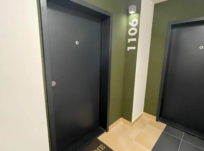New Luxury Centre With Panoramic View, Free Parking Daire Bratislava